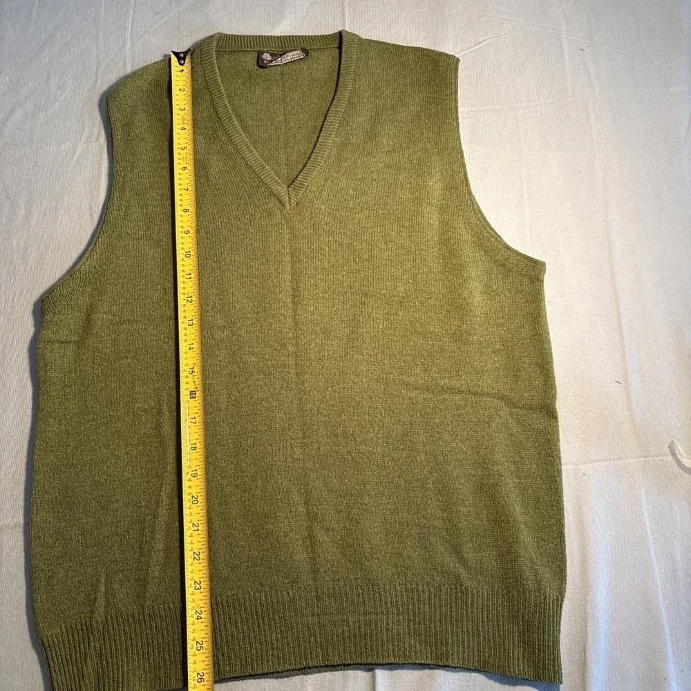 Vintage Puritan Aquaknit Mens Wool Sweater Vest Olive Green V-Neck Large 0475